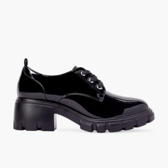 Sofia Lace-Up Heeled Oxford - Picture 10 of 11